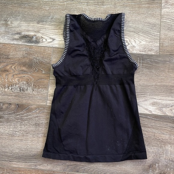 Nux tank top worn once, Size S - Picture 3 of 3